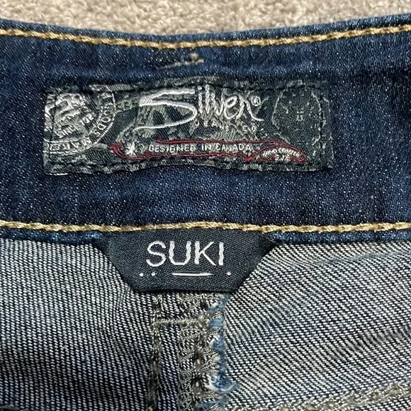 EC Silver Suki Super Stretch Bermuda Short - Size 31 - Picture 3 of 6